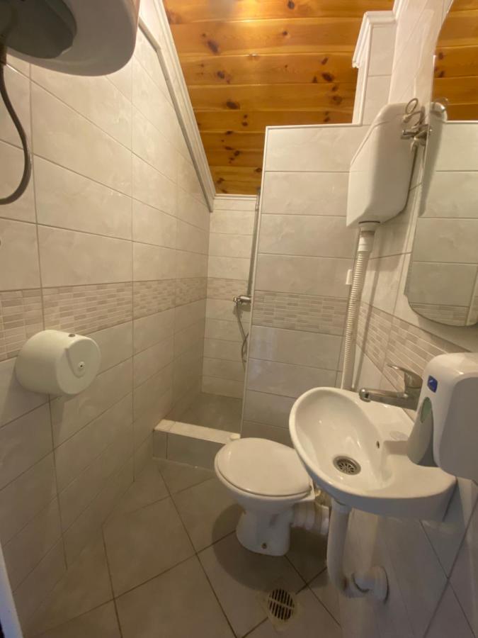 Guest House Pecurica バール エクステリア 写真