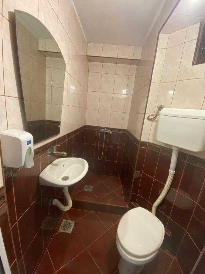 Guest House Pecurica バール エクステリア 写真